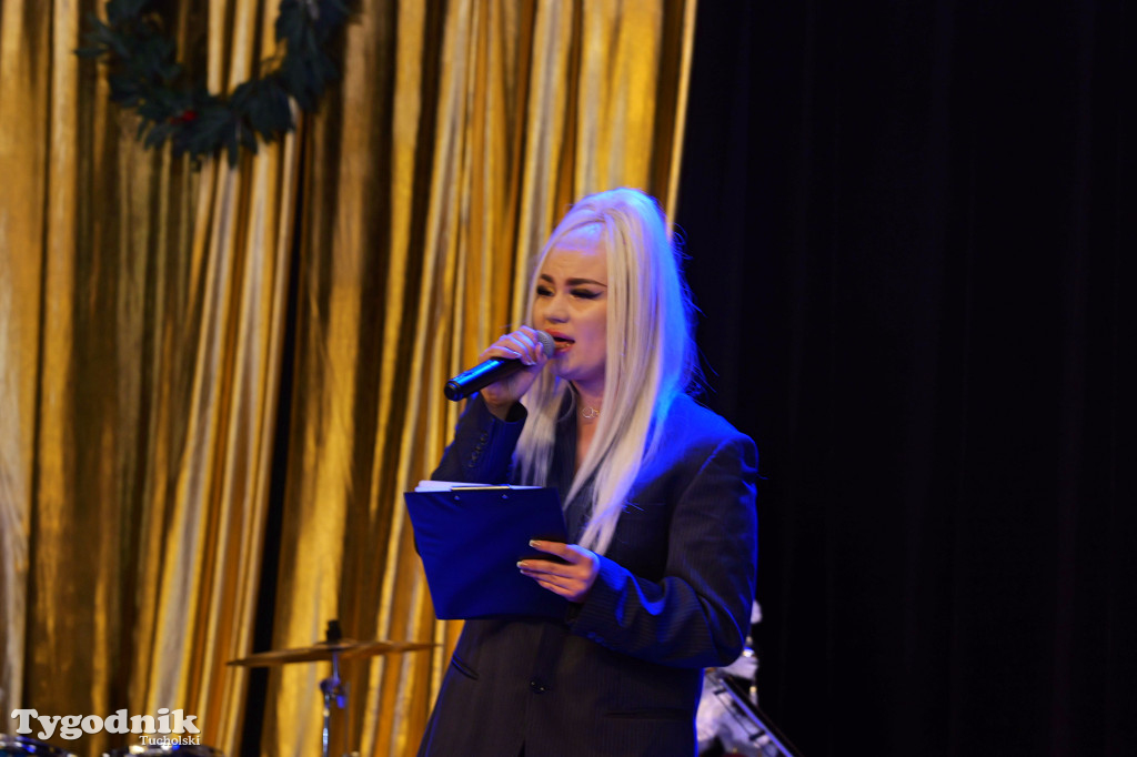TOK rozbrzmiał kolędą i piosenką świąteczną