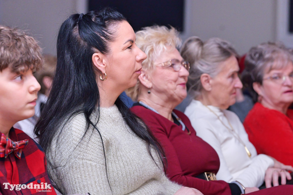 TOK rozbrzmiał kolędą i piosenką świąteczną
