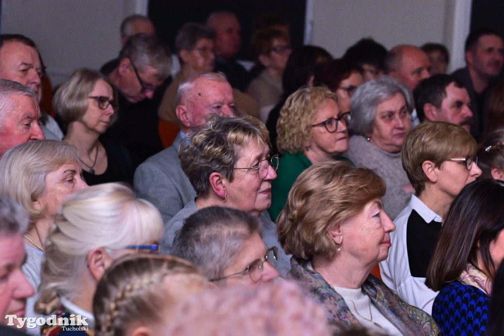 TOK rozbrzmiał kolędą i piosenką świąteczną