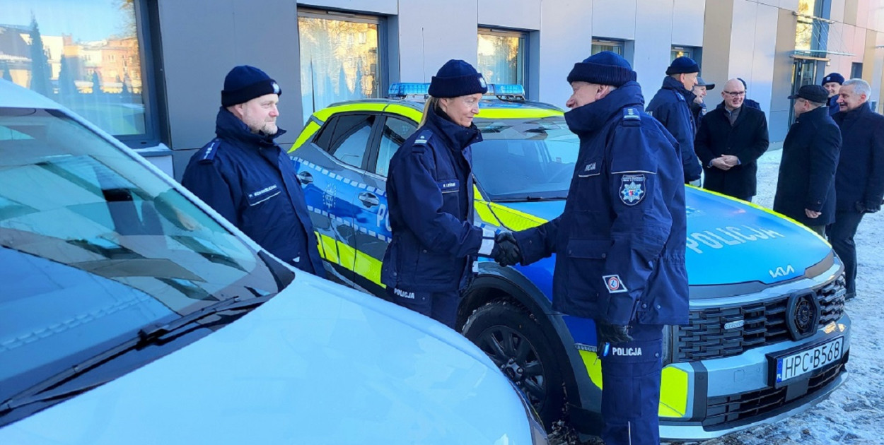 Nowe auta tucholskich policjantów