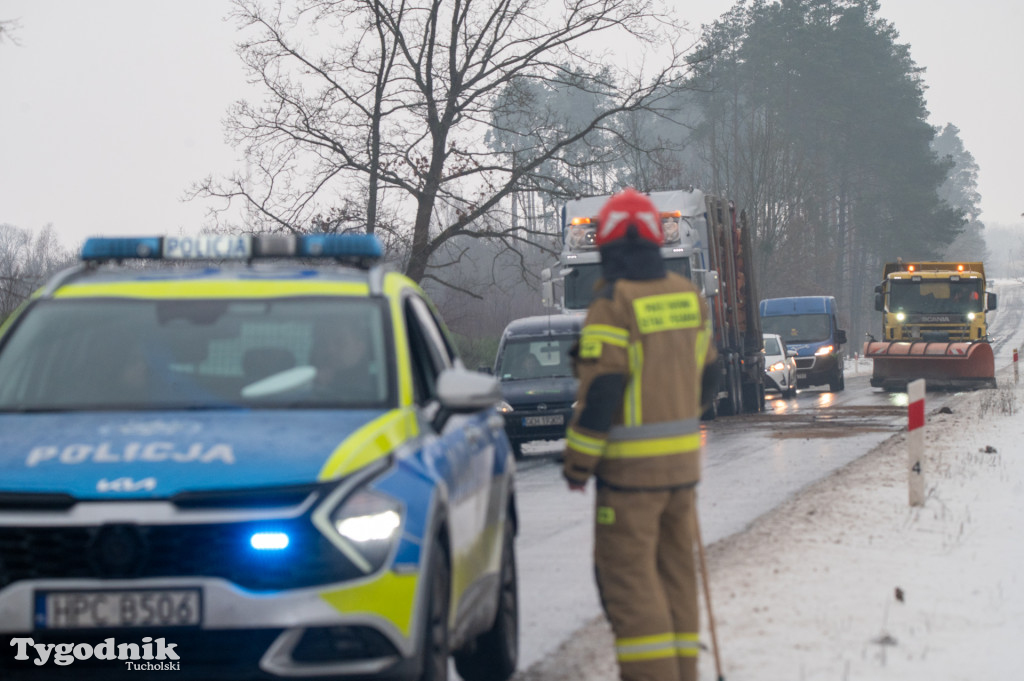 Tuchola - Czersk. Oblodzenie 14 stycznia rano