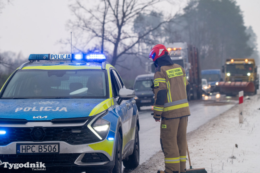Tuchola - Czersk. Oblodzenie 14 stycznia rano