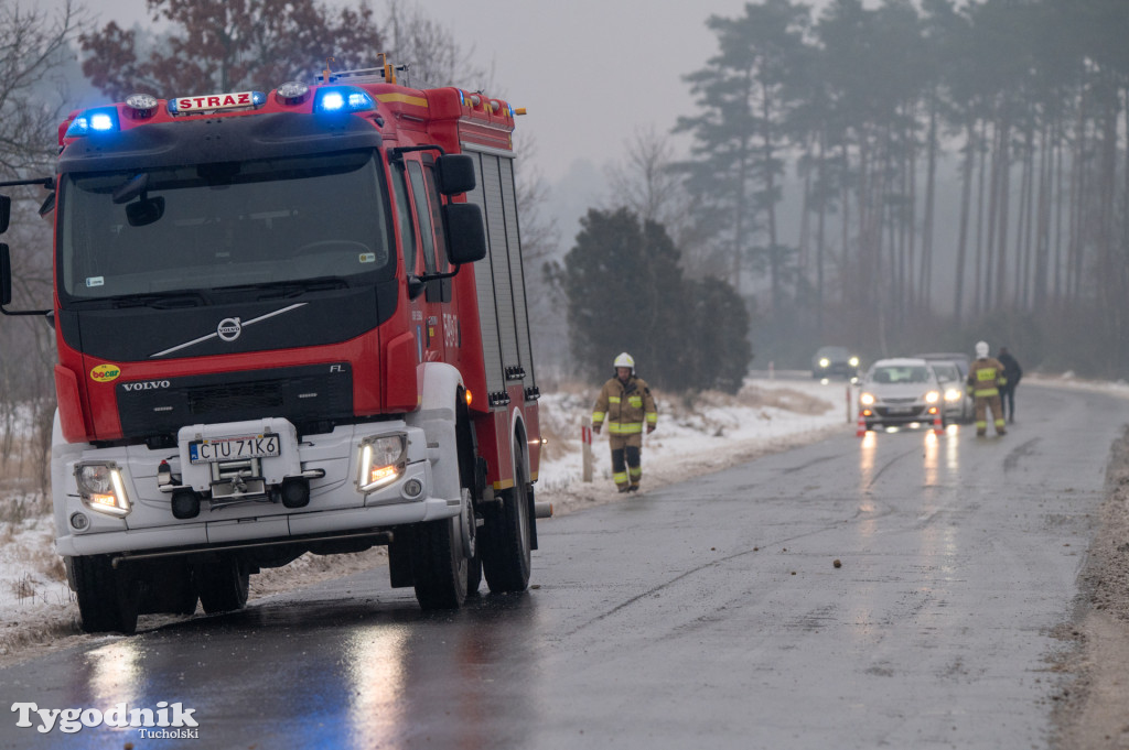 Tuchola - Czersk. Oblodzenie 14 stycznia rano