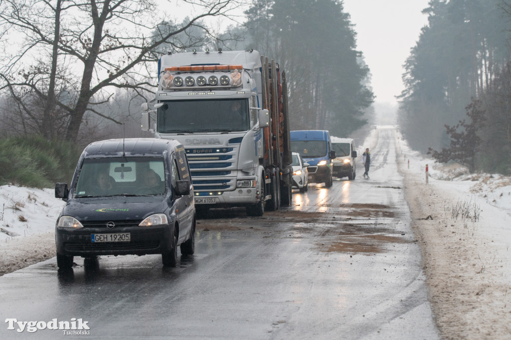 Tuchola - Czersk. Oblodzenie 14 stycznia rano