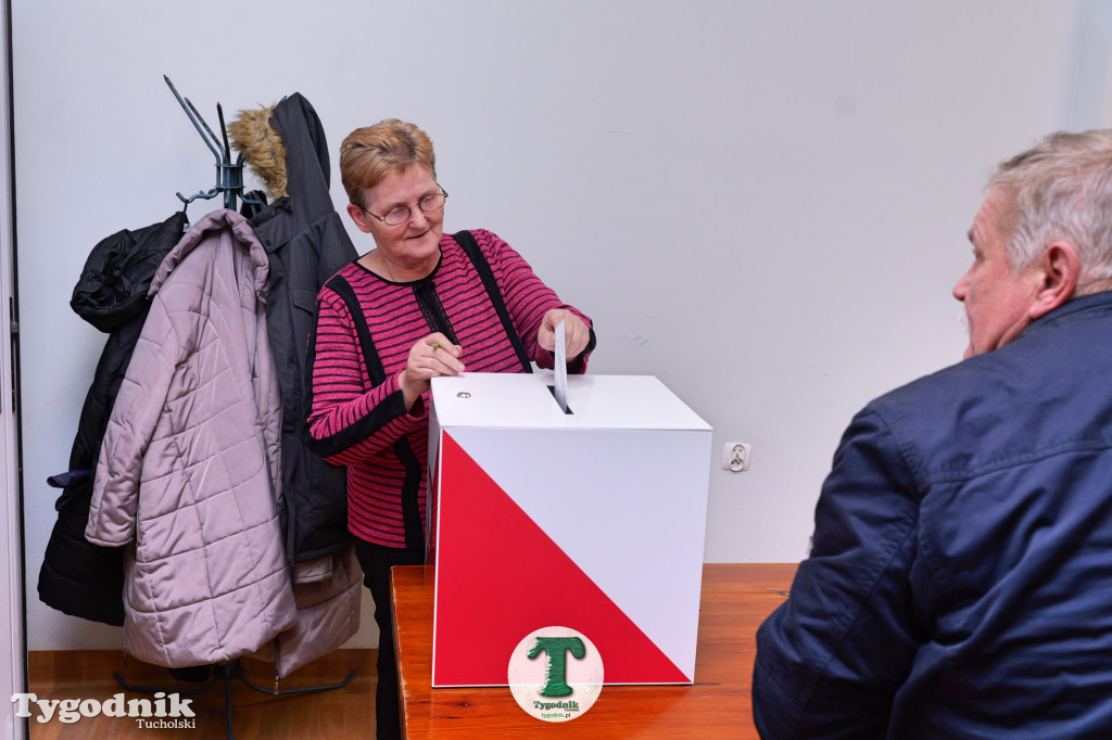 182 osoby głosowały w Cekcynie - Teresa Barwik zostaje!