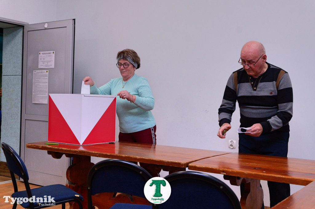 182 osoby głosowały w Cekcynie - Teresa Barwik zostaje!