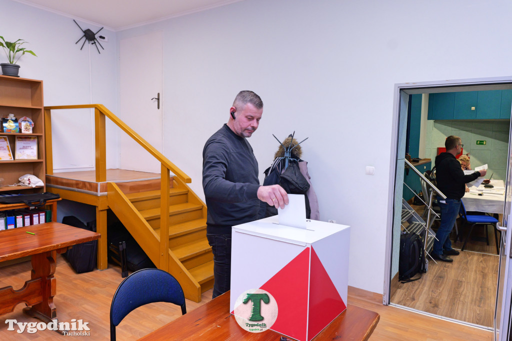 182 osoby głosowały w Cekcynie - Teresa Barwik zostaje!