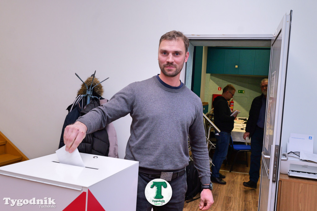 182 osoby głosowały w Cekcynie - Teresa Barwik zostaje!