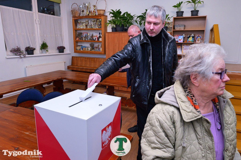 182 osoby głosowały w Cekcynie - Teresa Barwik zostaje!