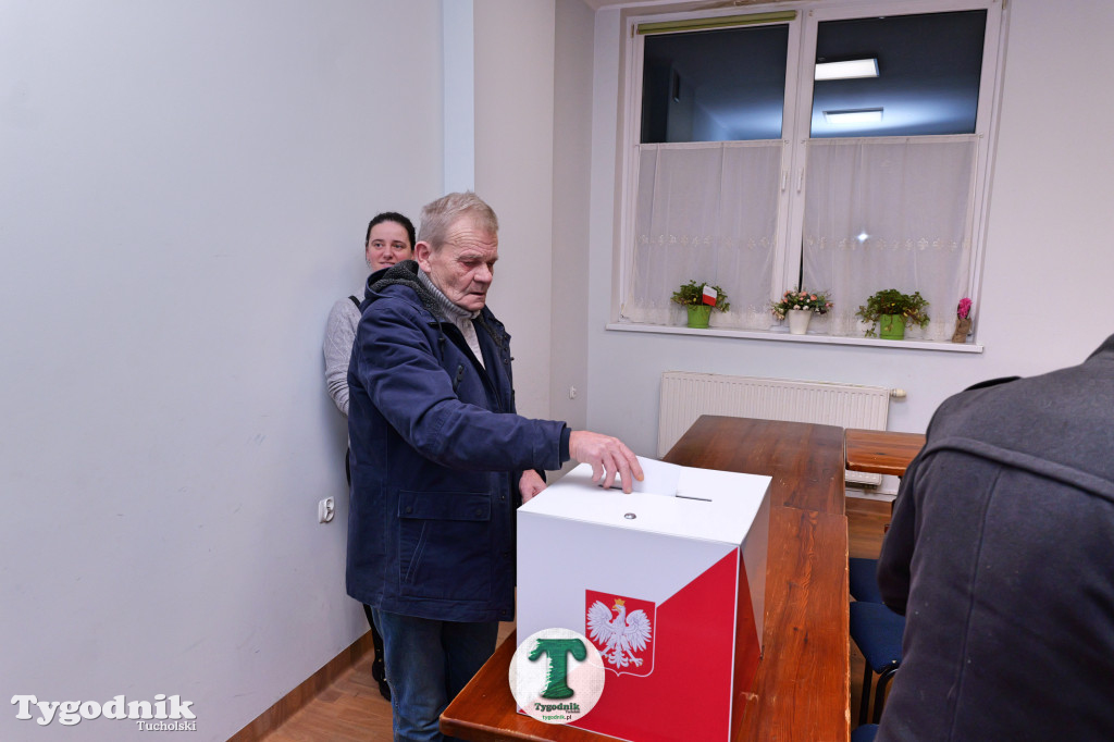 182 osoby głosowały w Cekcynie - Teresa Barwik zostaje!