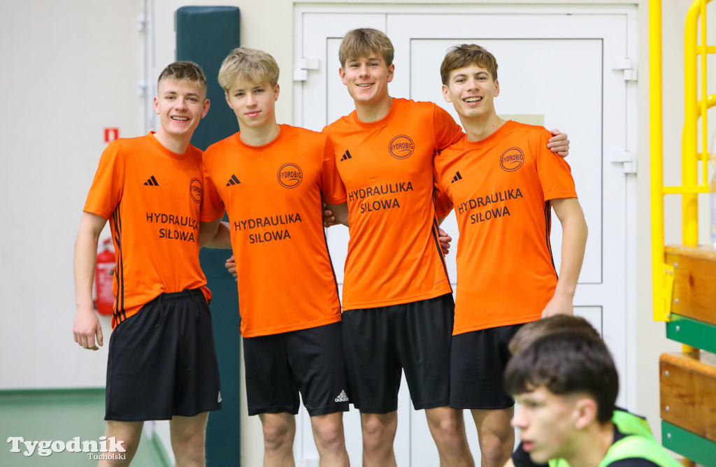 Turniej WOŚP: piłkarze wzbudzili wielkie emocje, wspomogli Orkiestrę. Zwycięzyło dobro jak co roku