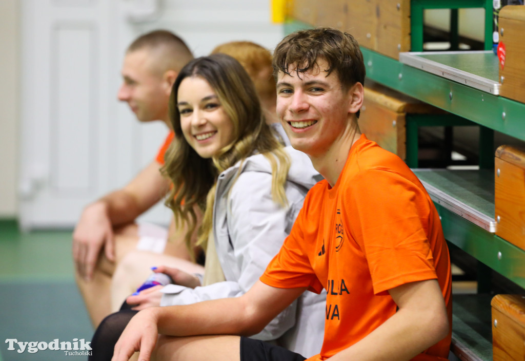 Turniej WOŚP: piłkarze wzbudzili wielkie emocje, wspomogli Orkiestrę. Zwycięzyło dobro jak co roku