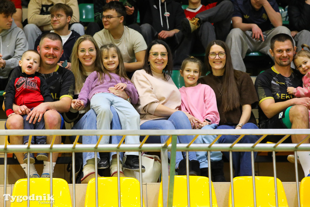 Turniej WOŚP: piłkarze wzbudzili wielkie emocje, wspomogli Orkiestrę. Zwycięzyło dobro jak co roku