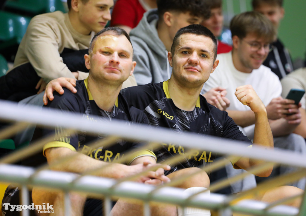 Turniej WOŚP: piłkarze wzbudzili wielkie emocje, wspomogli Orkiestrę. Zwycięzyło dobro jak co roku