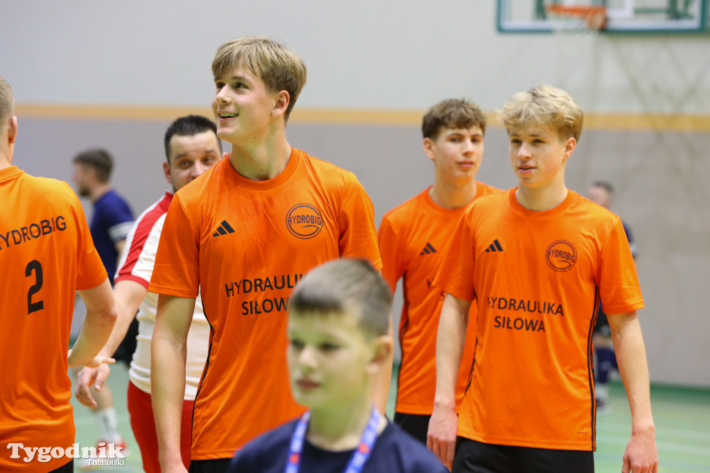 Turniej WOŚP: piłkarze wzbudzili wielkie emocje, wspomogli Orkiestrę. Zwycięzyło dobro jak co roku