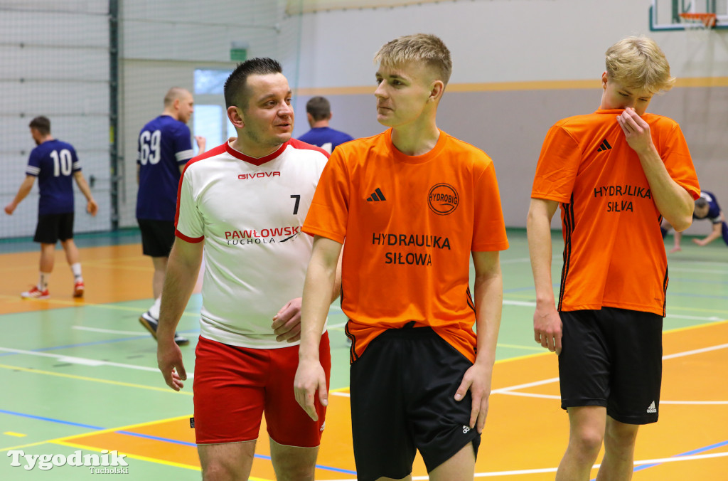 Turniej WOŚP: piłkarze wzbudzili wielkie emocje, wspomogli Orkiestrę. Zwycięzyło dobro jak co roku