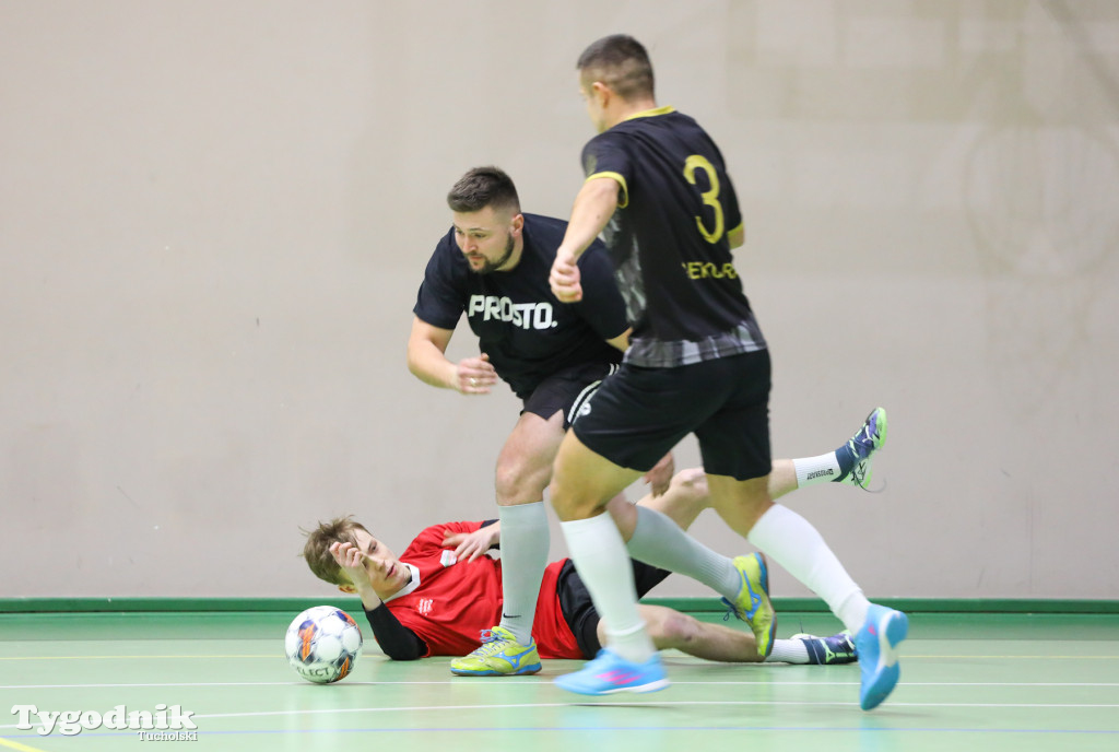 Turniej WOŚP: piłkarze wzbudzili wielkie emocje, wspomogli Orkiestrę. Zwycięzyło dobro jak co roku