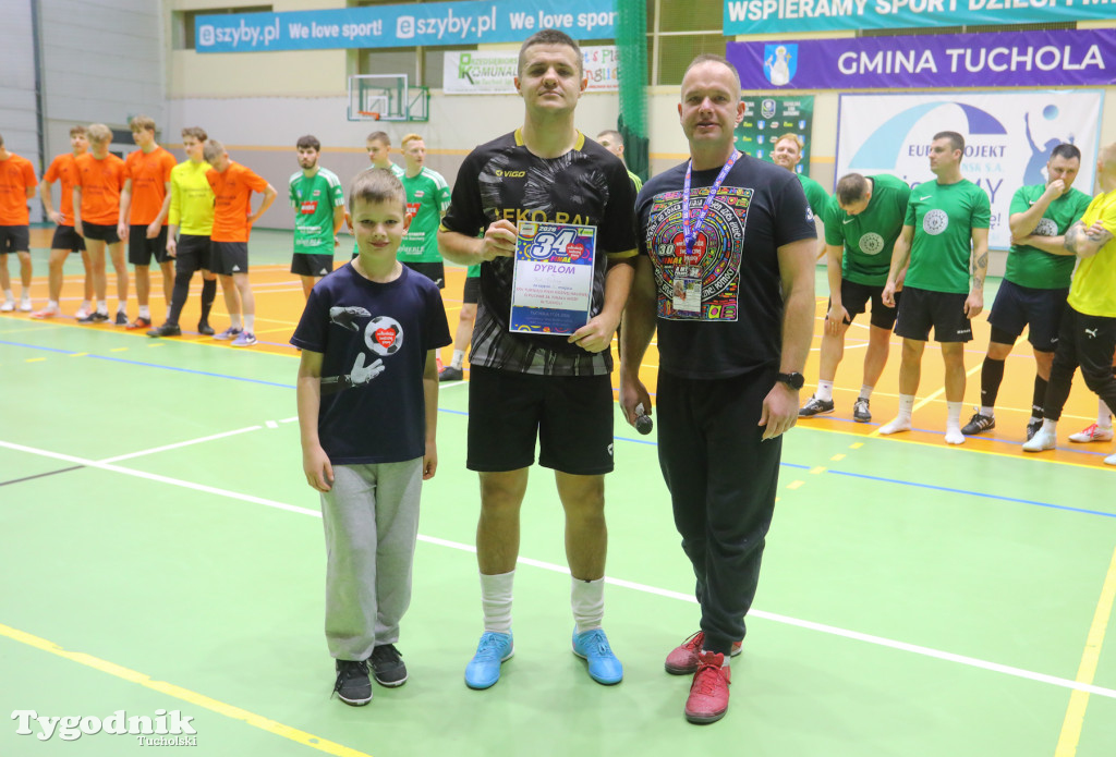 Turniej WOŚP: piłkarze wzbudzili wielkie emocje, wspomogli Orkiestrę. Zwycięzyło dobro jak co roku