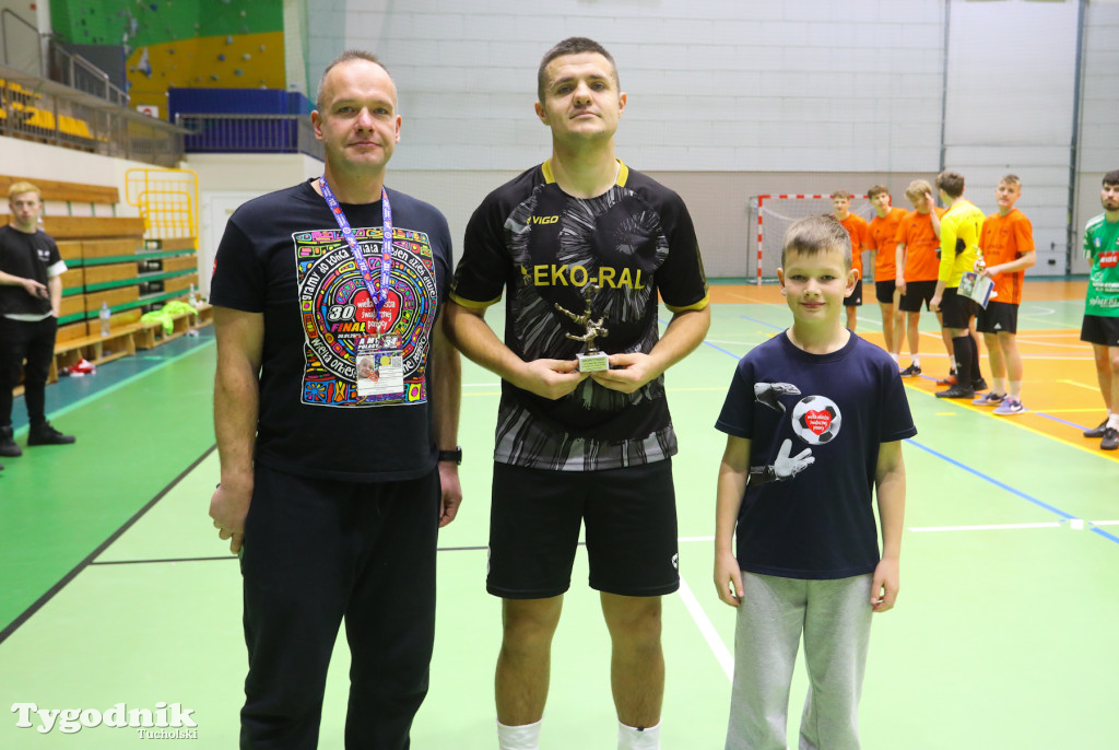 Turniej WOŚP: piłkarze wzbudzili wielkie emocje, wspomogli Orkiestrę. Zwycięzyło dobro jak co roku