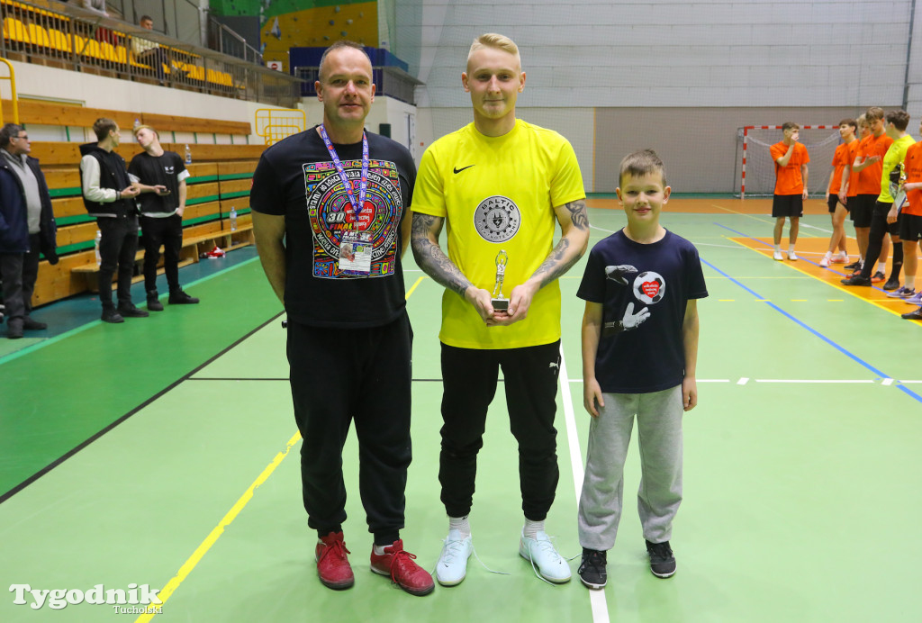 Turniej WOŚP: piłkarze wzbudzili wielkie emocje, wspomogli Orkiestrę. Zwycięzyło dobro jak co roku