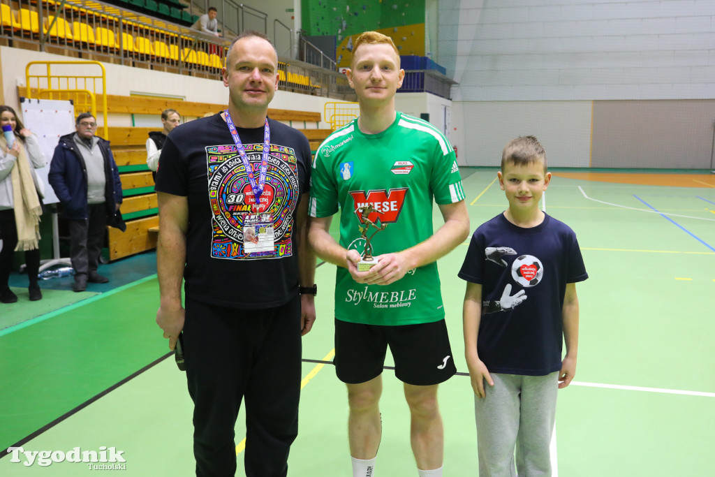 Turniej WOŚP: piłkarze wzbudzili wielkie emocje, wspomogli Orkiestrę. Zwycięzyło dobro jak co roku