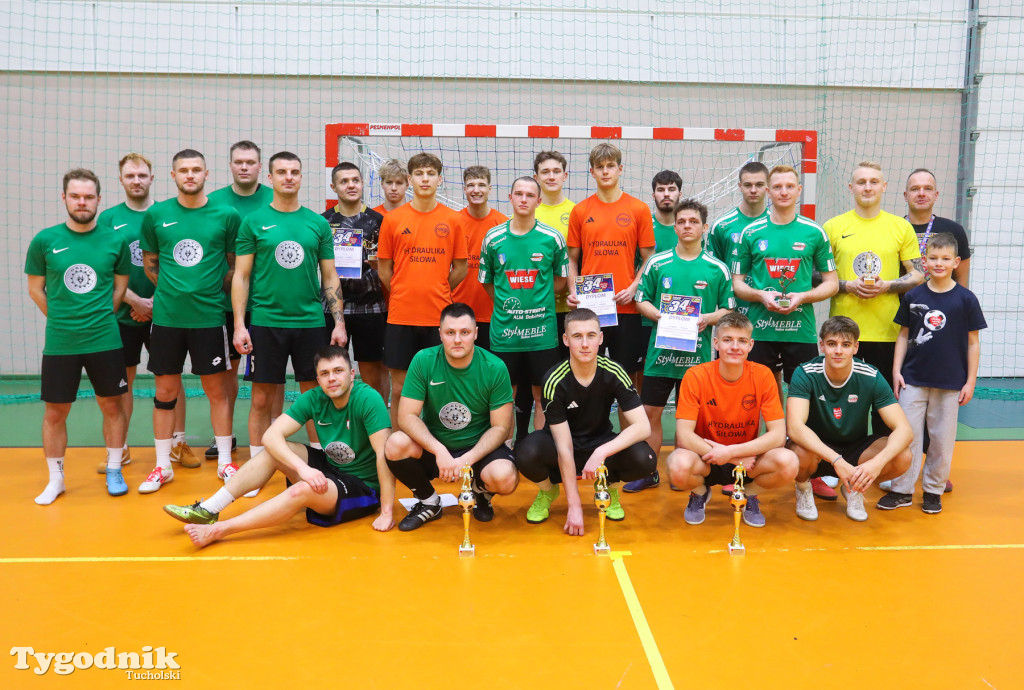 Turniej WOŚP: piłkarze wzbudzili wielkie emocje, wspomogli Orkiestrę. Zwycięzyło dobro jak co roku