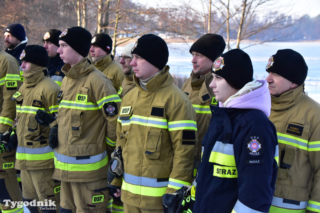 Raciąż: Ćwiczyli, jak ratować ludzi na zamarzniętych akwenach