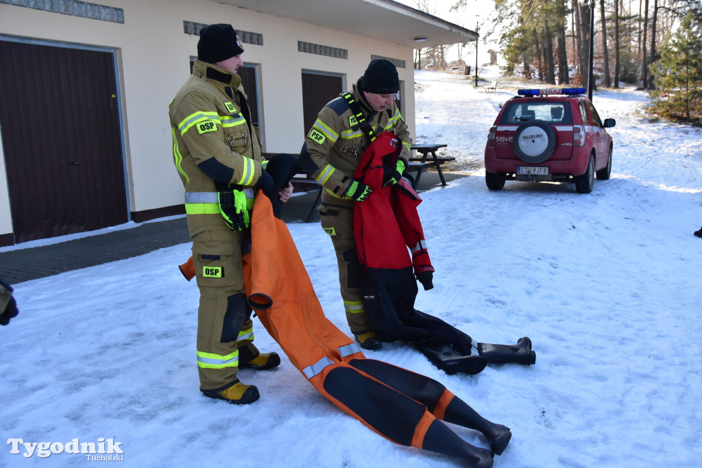 Raciąż: Ćwiczyli, jak ratować ludzi na zamarzniętych akwenach
