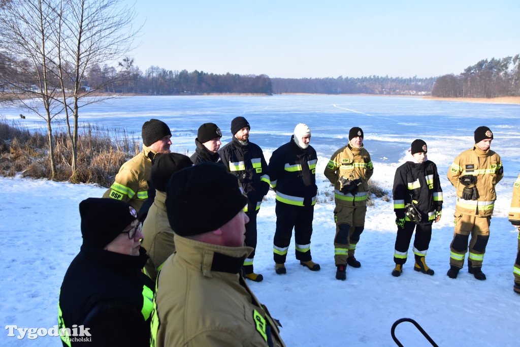 Raciąż: Ćwiczyli, jak ratować ludzi na zamarzniętych akwenach