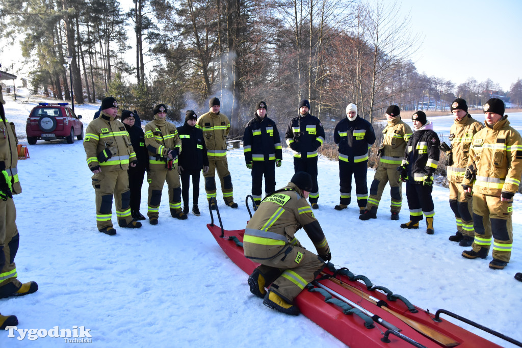 Raciąż: Ćwiczyli, jak ratować ludzi na zamarzniętych akwenach