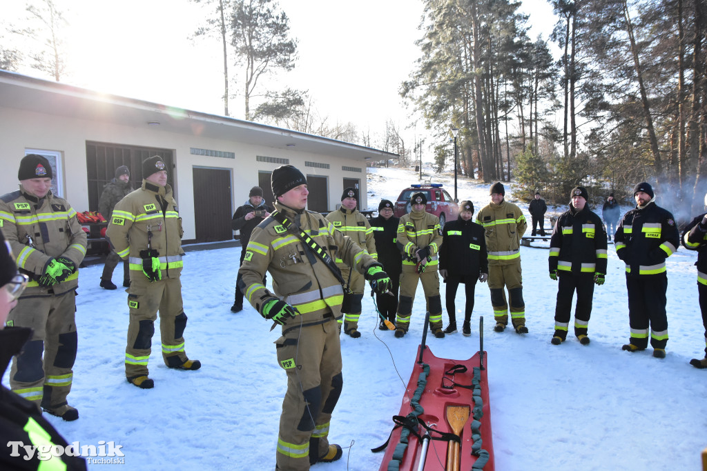 Raciąż: Ćwiczyli, jak ratować ludzi na zamarzniętych akwenach