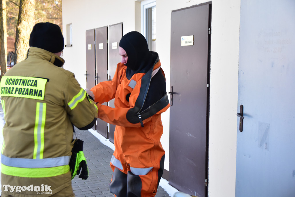 Raciąż: Ćwiczyli, jak ratować ludzi na zamarzniętych akwenach