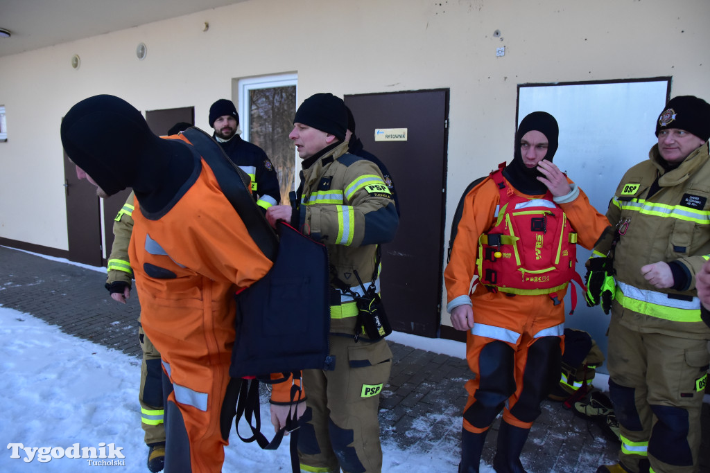Raciąż: Ćwiczyli, jak ratować ludzi na zamarzniętych akwenach