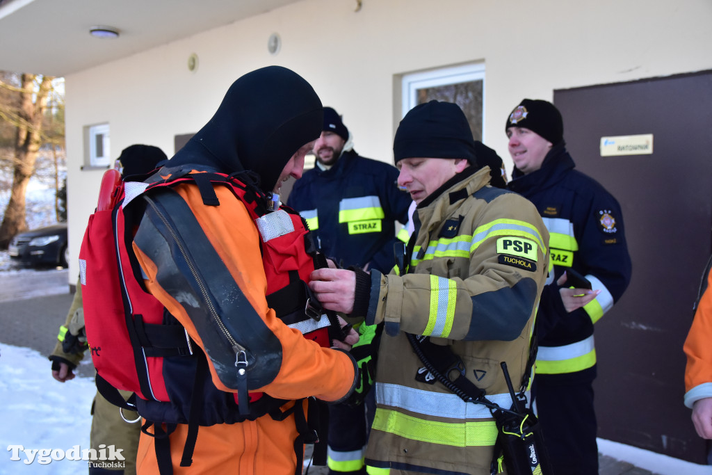 Raciąż: Ćwiczyli, jak ratować ludzi na zamarzniętych akwenach