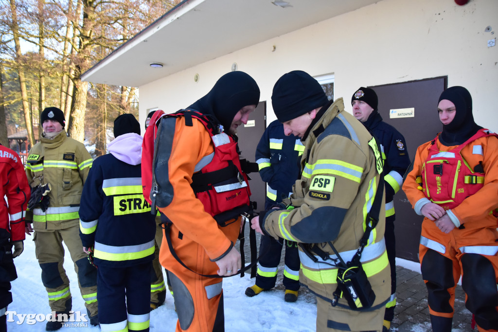 Raciąż: Ćwiczyli, jak ratować ludzi na zamarzniętych akwenach