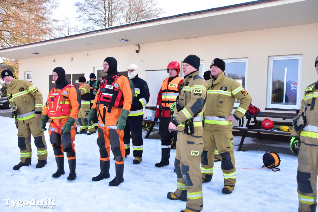 Raciąż: Ćwiczyli, jak ratować ludzi na zamarzniętych akwenach