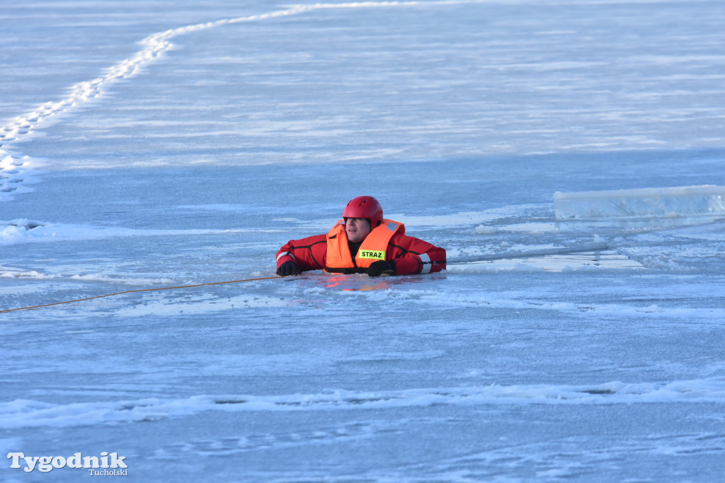 Raciąż: Ćwiczyli, jak ratować ludzi na zamarzniętych akwenach