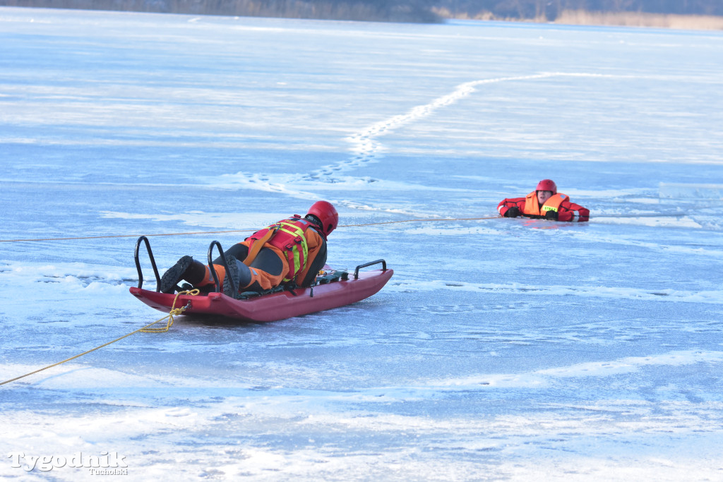 Raciąż: Ćwiczyli, jak ratować ludzi na zamarzniętych akwenach