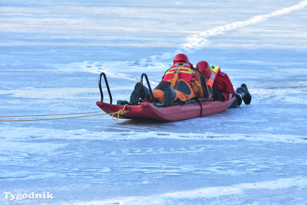 Raciąż: Ćwiczyli, jak ratować ludzi na zamarzniętych akwenach