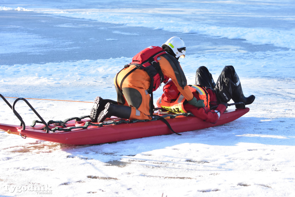 Raciąż: Ćwiczyli, jak ratować ludzi na zamarzniętych akwenach