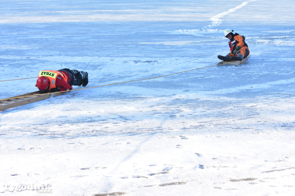 Raciąż: Ćwiczyli, jak ratować ludzi na zamarzniętych akwenach
