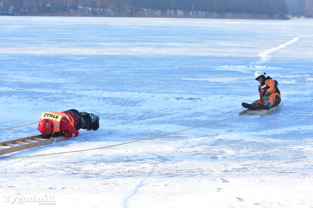 Raciąż: Ćwiczyli, jak ratować ludzi na zamarzniętych akwenach