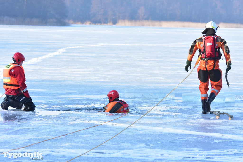 Raciąż: Ćwiczyli, jak ratować ludzi na zamarzniętych akwenach