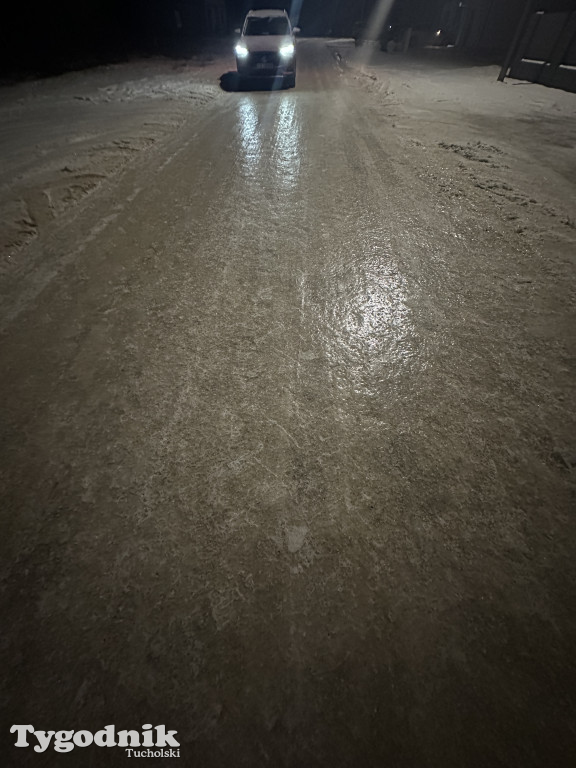 Rudzki Most - oblodzenie dróg gruntowych