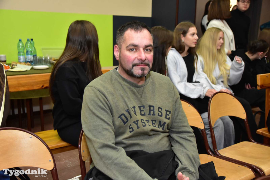 Uczniowie LO z klasy mundurowej złożyli uroczyste ślubowanie