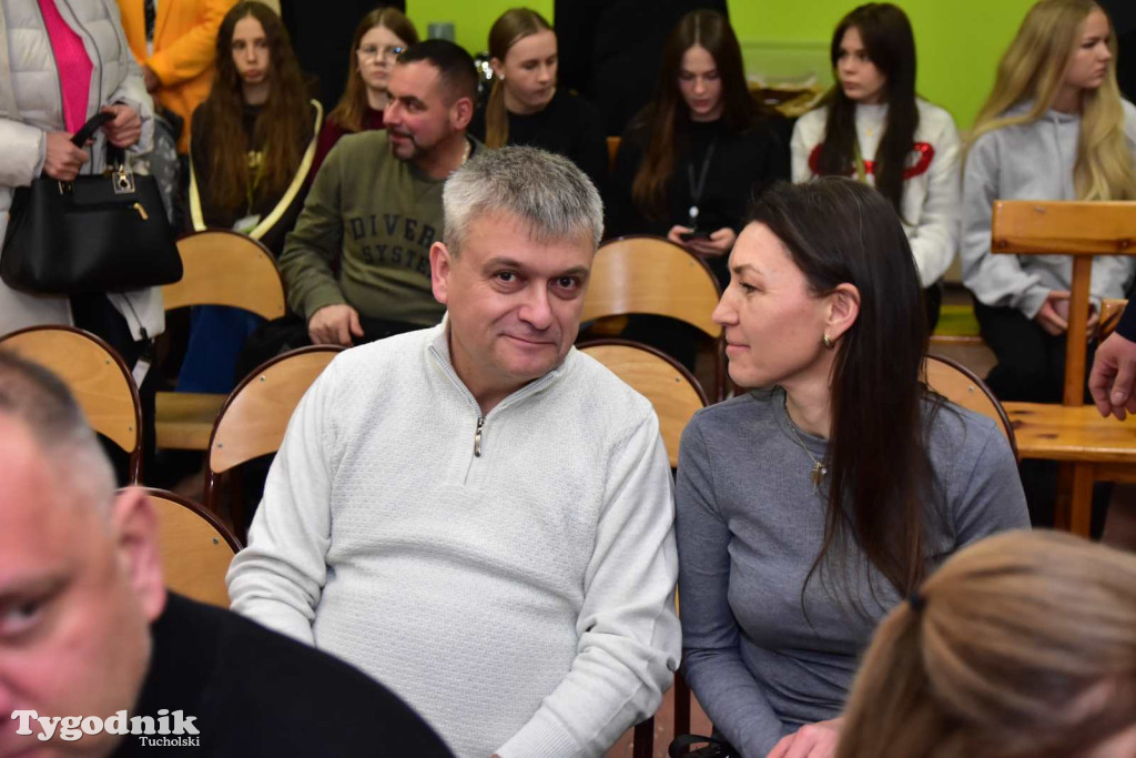 Uczniowie LO z klasy mundurowej złożyli uroczyste ślubowanie