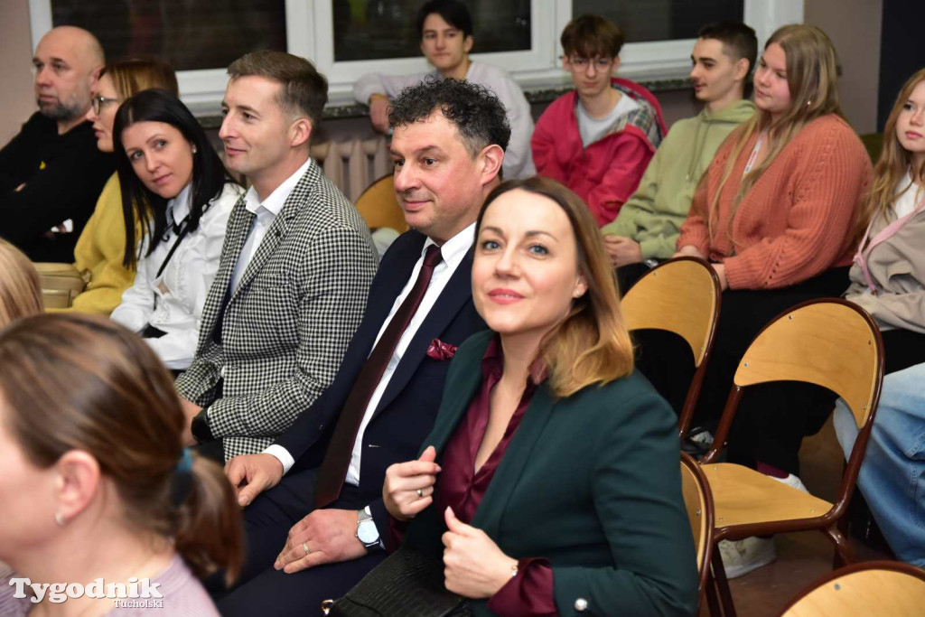 Uczniowie LO z klasy mundurowej złożyli uroczyste ślubowanie