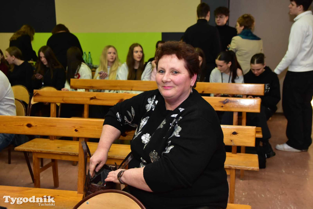 Uczniowie LO z klasy mundurowej złożyli uroczyste ślubowanie