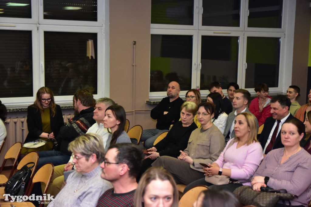 Uczniowie LO z klasy mundurowej złożyli uroczyste ślubowanie