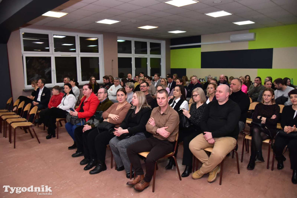 Uczniowie LO z klasy mundurowej złożyli uroczyste ślubowanie